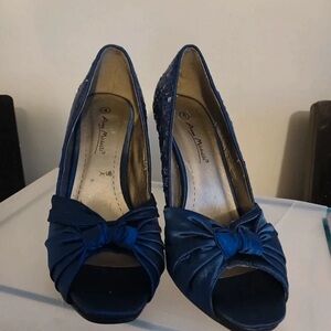 Anne Michelle Dark Blue Peep-Toe Heels